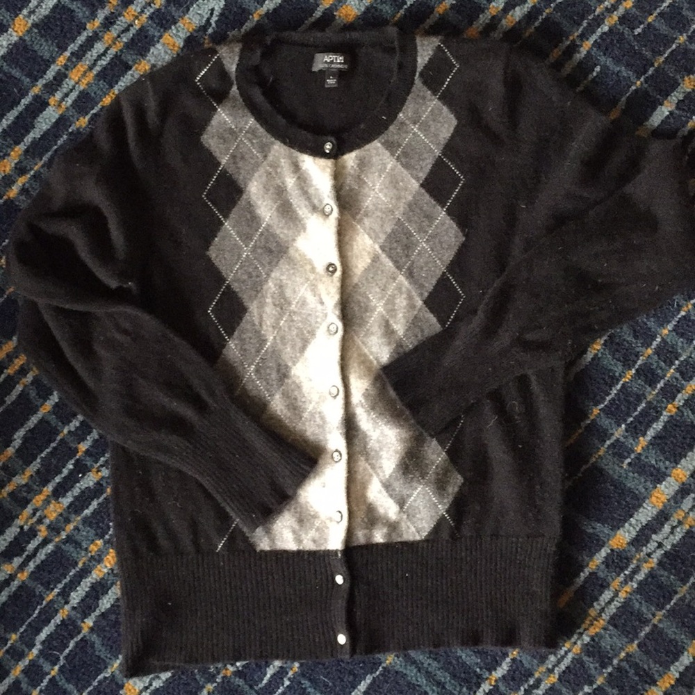Apt 9 cashmere argyle cardigan